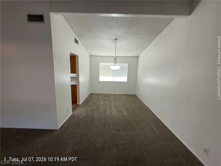 1416 Kirby Dr — Photo 6