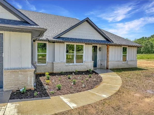 3995 Folsom Rd, Durant, OK 74701