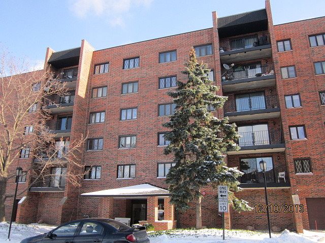 1st image of 9346 Landings Ln Unit 105
