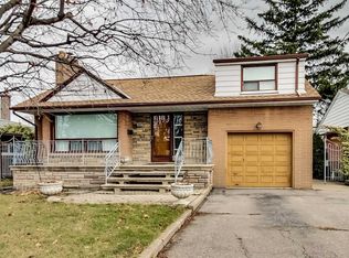 41 Walwyn Ave, Toronto, ON M9N3H6