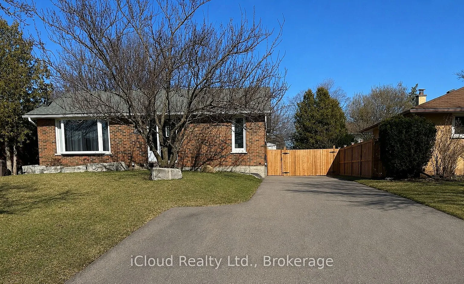 2 bed, $2,750 — Photo 1