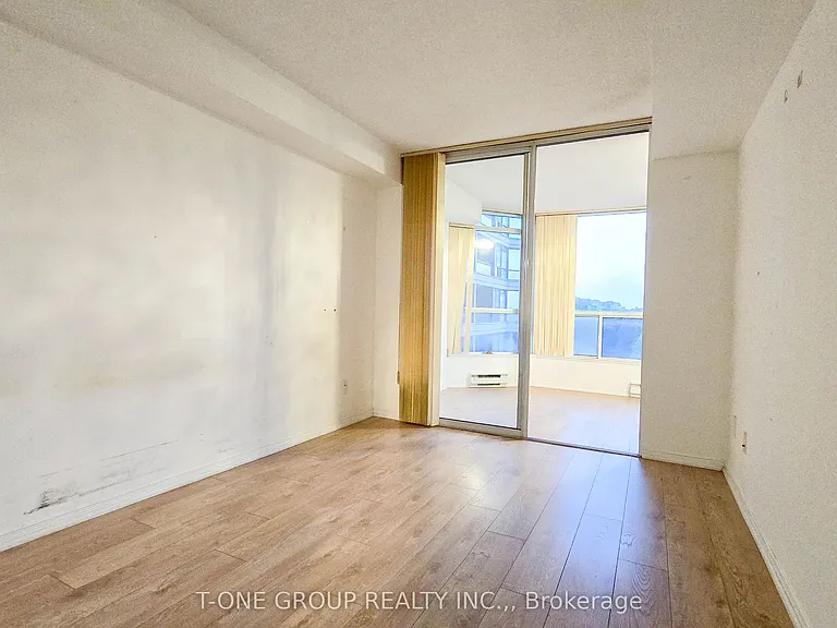 4725 Sheppard Ave E #516 — Photo 8