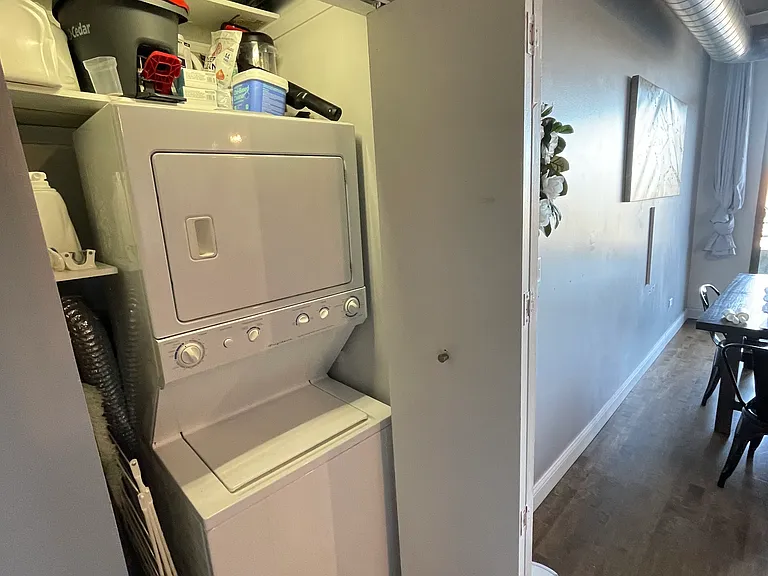 1550 S Blue Island Ave #608 — Photo 9