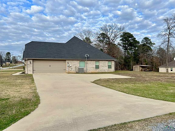 3rd image of 109 Little Hickory Dr