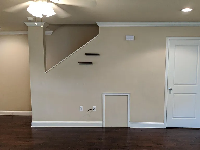 Living Room photo 3