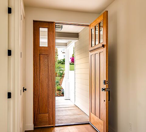 3rd image of 924 E Poppyfields Dr