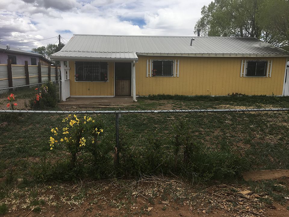 1st image of 525 Hermosa Cir