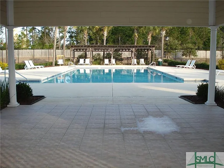 240 Summer Hill Way — Photo 16
