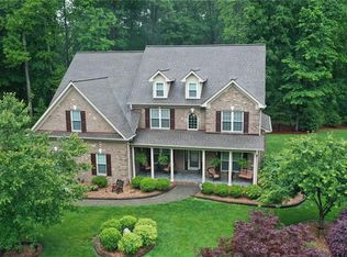 3600 Summit Lakes Dr, Browns Summit, NC 27214