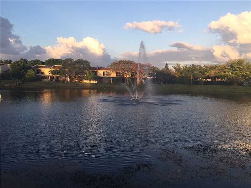 1st image of 14315 Kendale Lakes Cir #14315