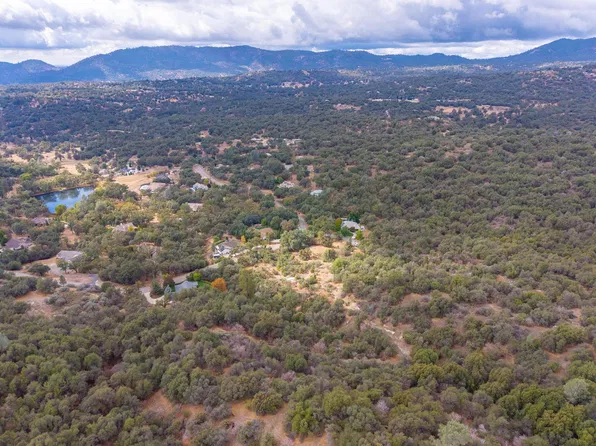 0 Wallu Ln, Ahwahnee, CA 93601