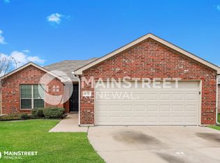 8132 Raleigh Dr, Fort Worth, TX 76123