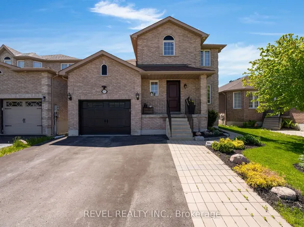 69 Stephanie Ln, Barrie, ON L4N 0V9