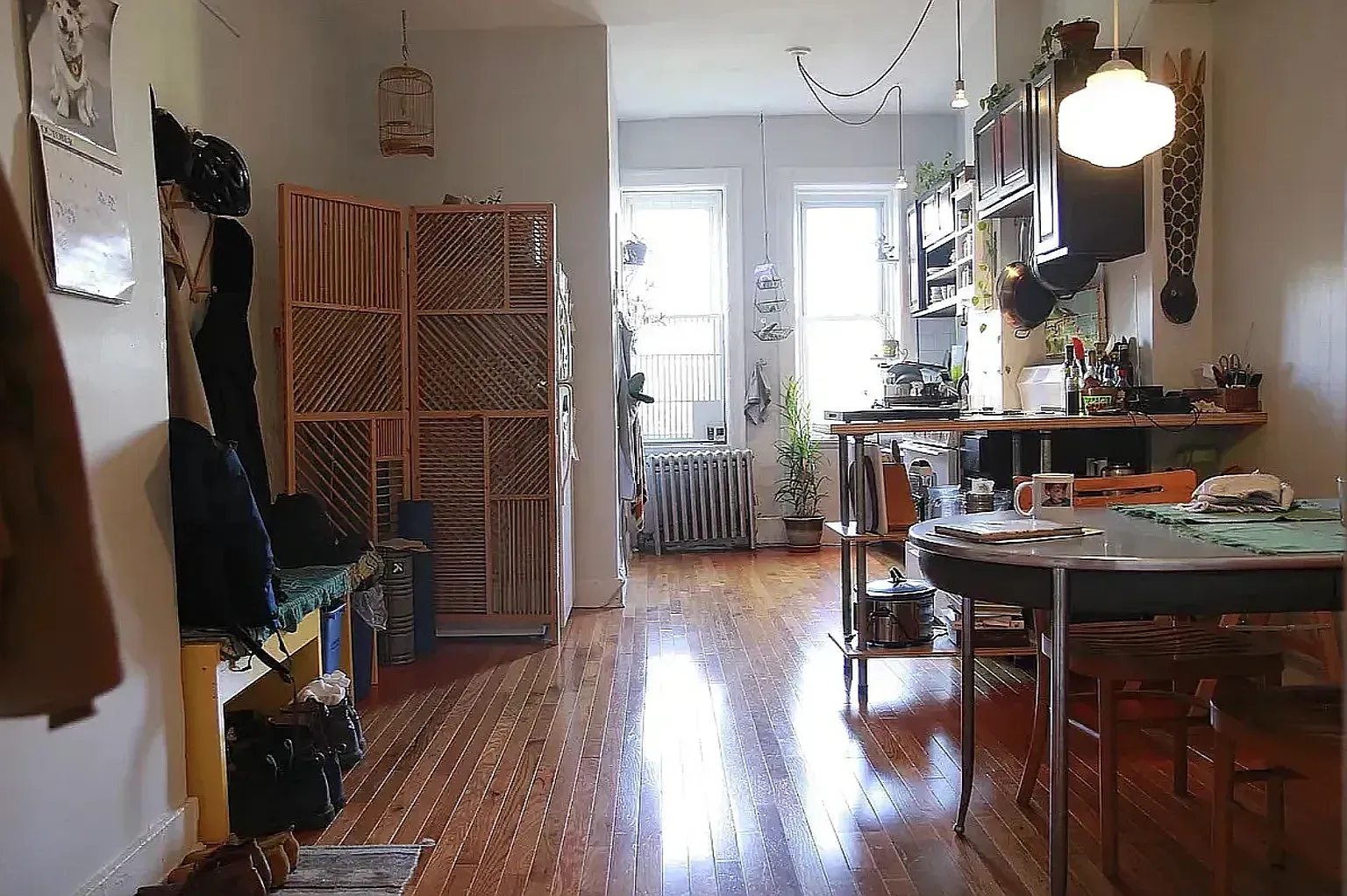 940 Kent Avenue — Photo 4
