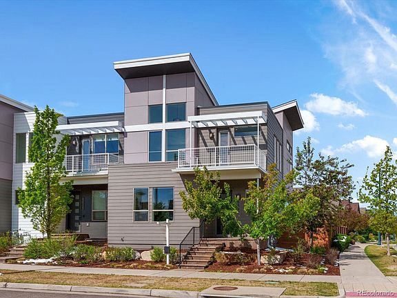 2nd image of 5547 Valentia Street