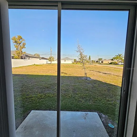 901 NW 15th Pl — Photo 28