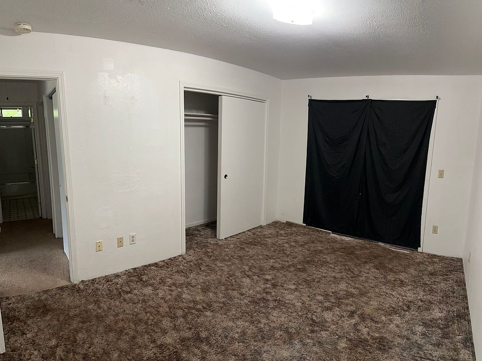 2nd image of 2-25531 Madrone Way #1