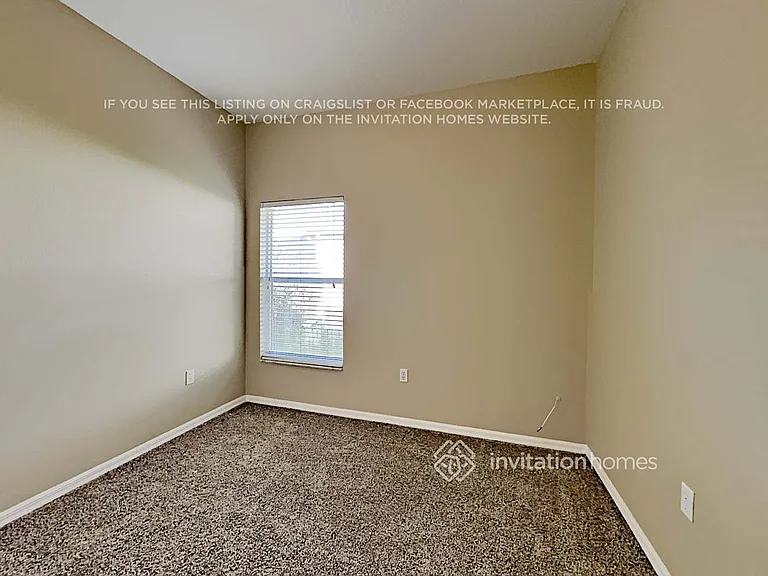 12331 Hollybush Ter — Photo 12