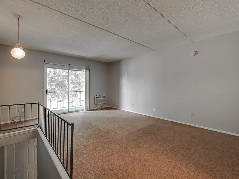 112 Sweetland Dr #3 — Photo 10