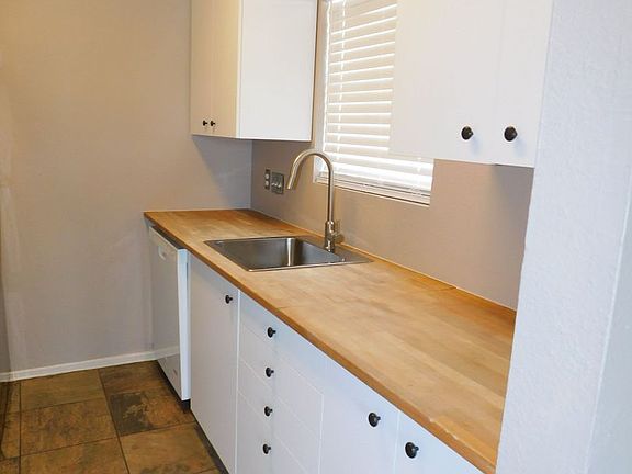 2nd image of 12166 Metric Blvd APT 324