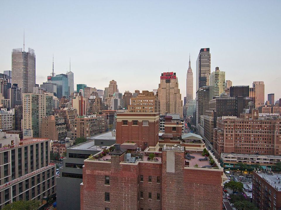 1st image of 433 W 34th St APT 19F