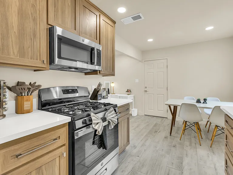 8148 Addie Ave — Photo 18