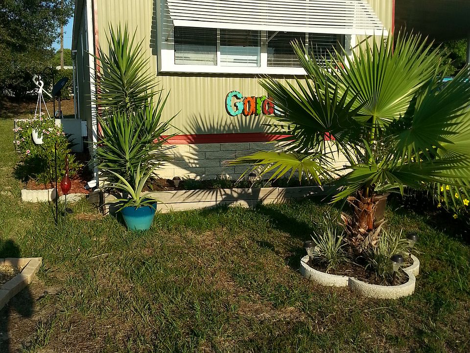 1st image of 5 Lake Griffin Dr