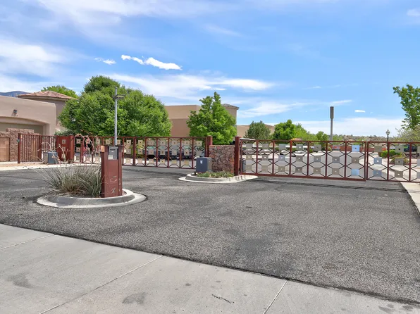 5201 Ancala Trl NE, Albuquerque, NM 87111