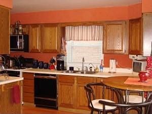 2nd image of 542 S Lodge Ln