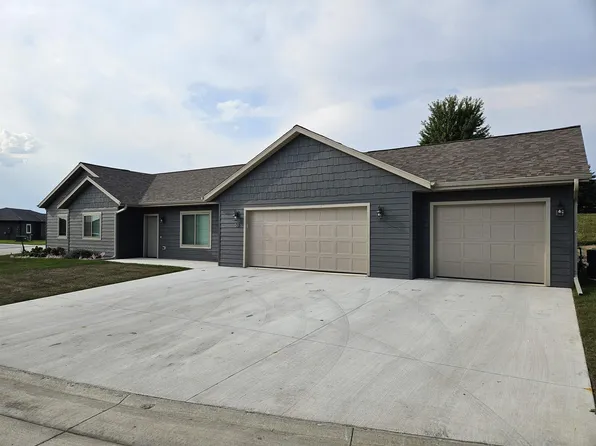 1850 23rd St Unit 50, Spirit Lake, IA 51360