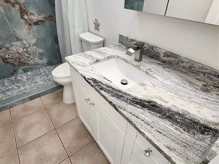 15414 Avalon Ave #2 — Photo 29