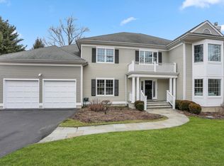 4 Morris Ct, Rye, NY 10580