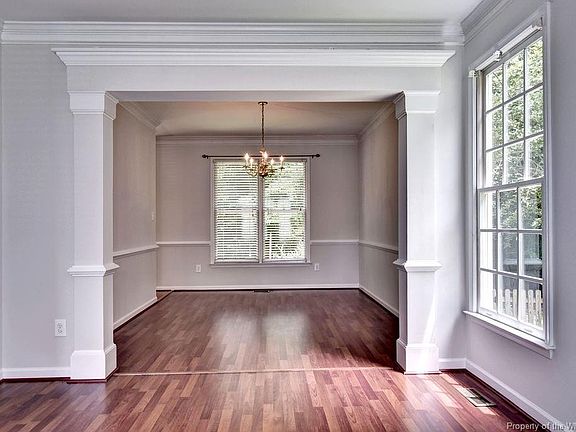 4th image of 3017 Stoney Creek Dr
