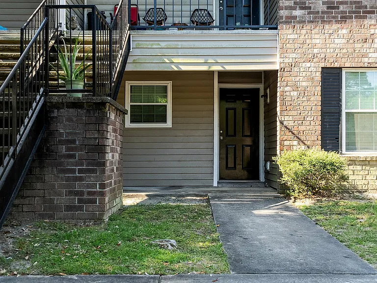 Bricktowne Flats — Photo 10