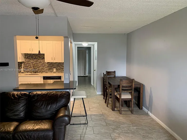 217 Fanshaw Dr #F-unit 217 — Photo 4
