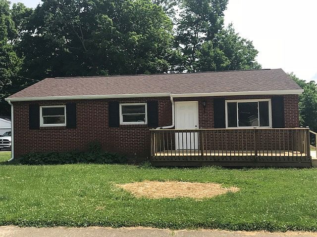 1st image of 443 Odin Dr