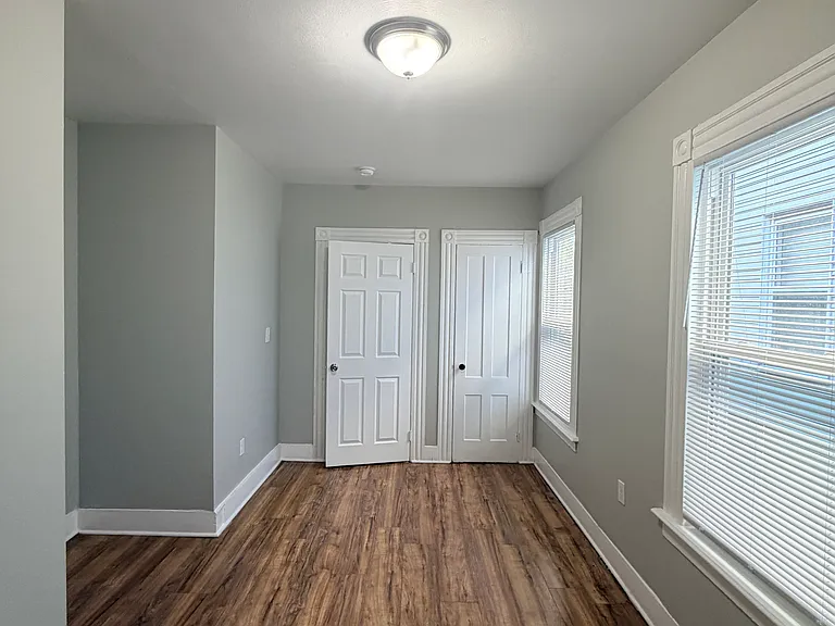 253 W Ivy St — Photo 13