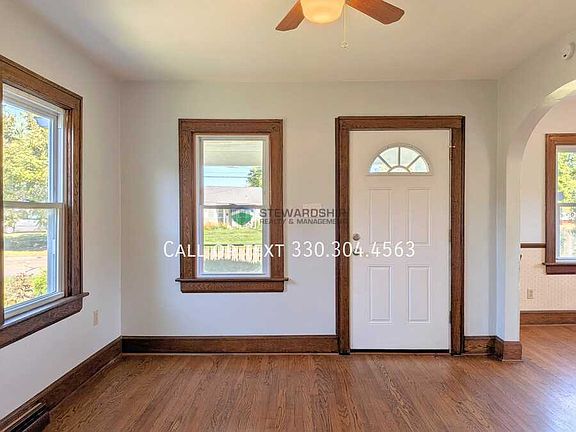 2nd image of 654 E Glenwood Ave