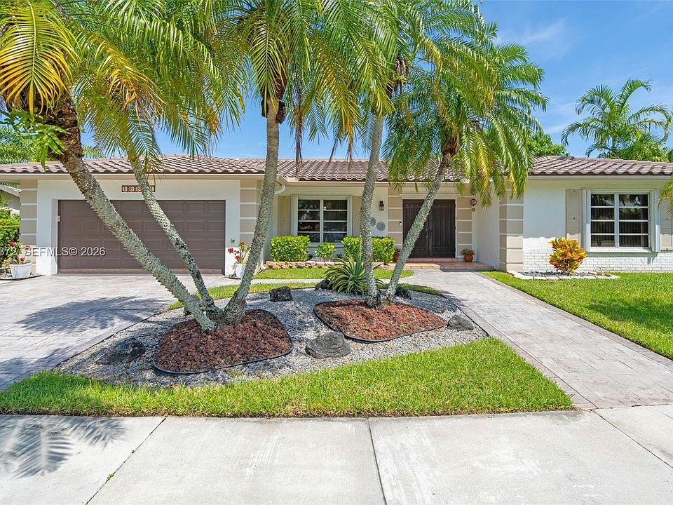 1st image of 16561 Royal Poinciana Dr