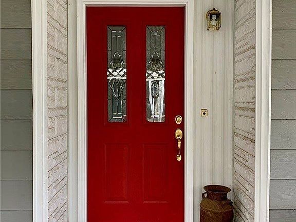 4th image of 1703 Alonda Ln NE