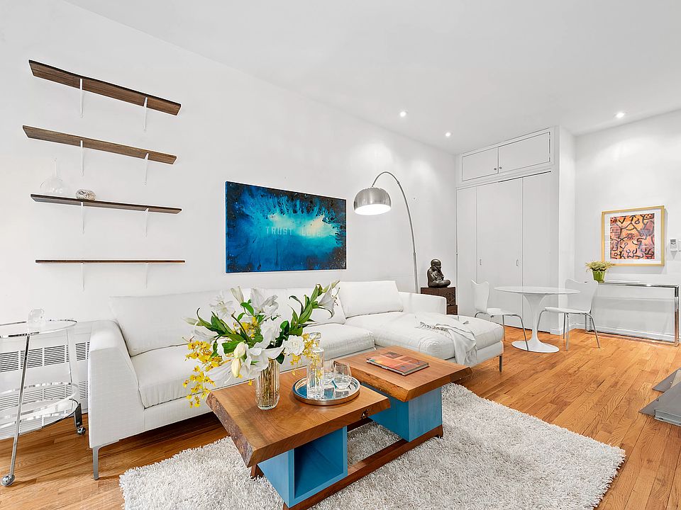 1st image of 184 Thompson St APT 5W