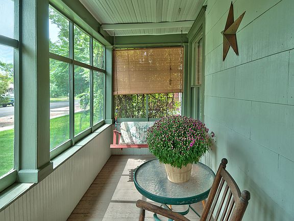 Screened-In Front Porch
