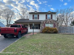 181 Liberty Bell Rd, Toms River, NJ 08755