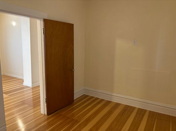 4 bedroom rental in Vancouver — photo 28