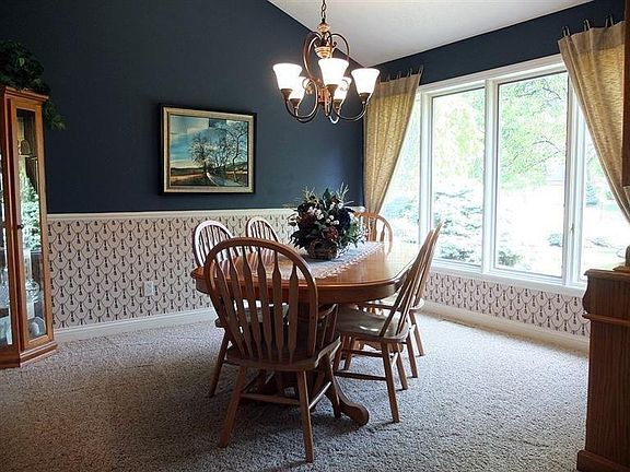 4th image of 9331 Leafy Hollow Ct