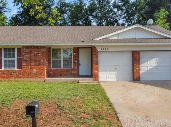 9728 NE 2nd St, Midwest City, OK 73130