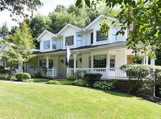 710 Meredith Ln, Cuyahoga Falls, OH 44223