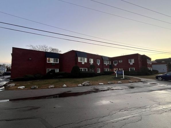170 E Lake St APT 101