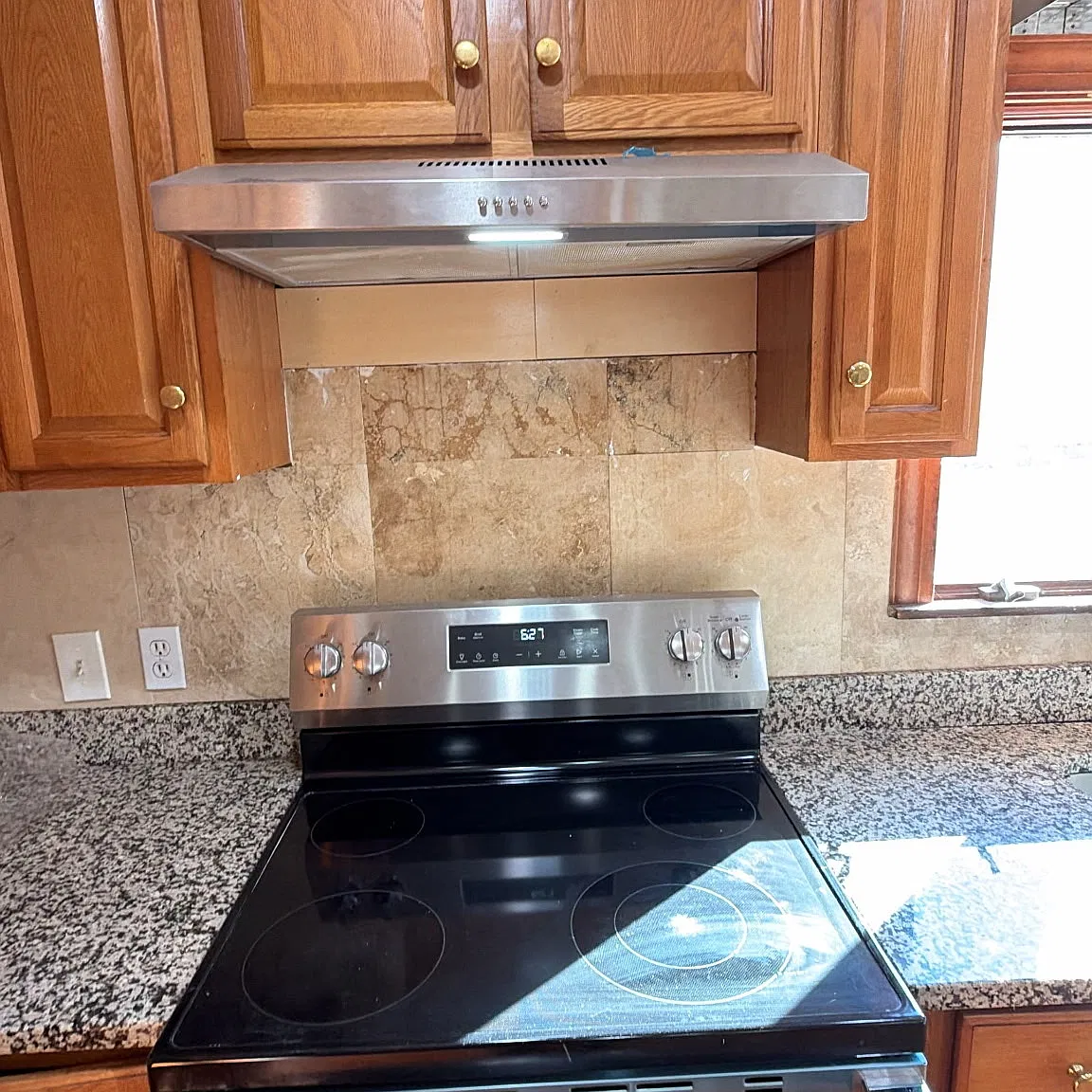 4 bed, 1.5 bath, 1800 sqft, $4,000 — Photo 3