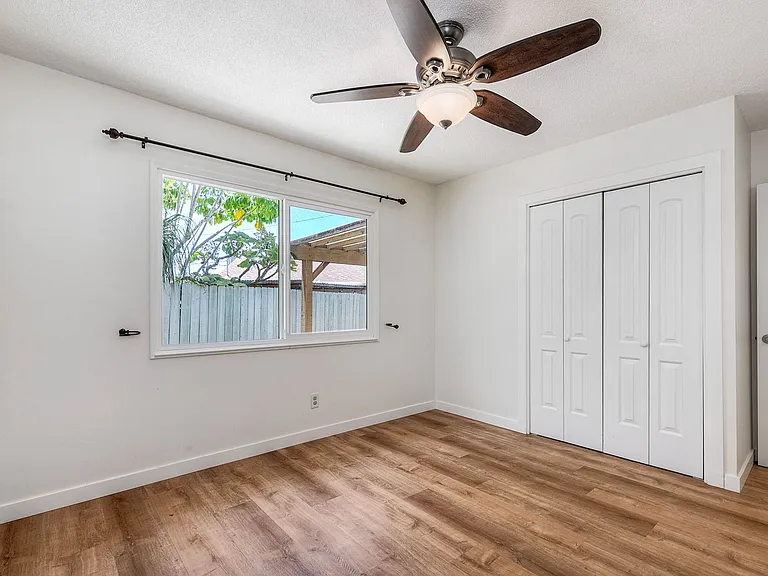 5681 Charter Ave — Photo 18